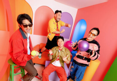‘นักกล้าม (Weigh Mother)’ ซิงเกิลใหม่จาก ‘TATTOO COLOUR’ เพลงเปิดอัลบั้มที่ 7 ‘Fitness Pop’ เพลงปลุกใจคนไม่มีซิกแพค ให้ลุกขึ้นมาโยกย้ายร่างกาย