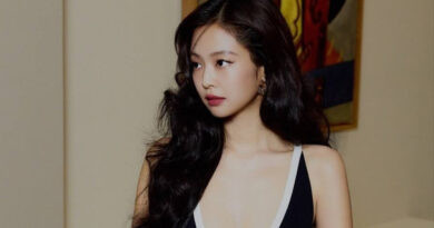 JENNIE ปล่อยซิงเกิลใหม่ Less than a Lover พร้อมเตรียมขึ้นแสดงเฮดไลเนอร์ Lollapalooza Chicago JENNIE ปล่อยซิงเกิลใหม่ Less than a Lover พร้อมเตรียมขึ้นแสดงเฮดไลเนอร์ Lollapalooza Chicago
